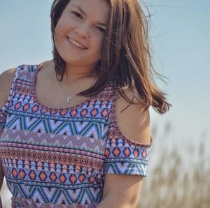 Meet your Posher, Casey